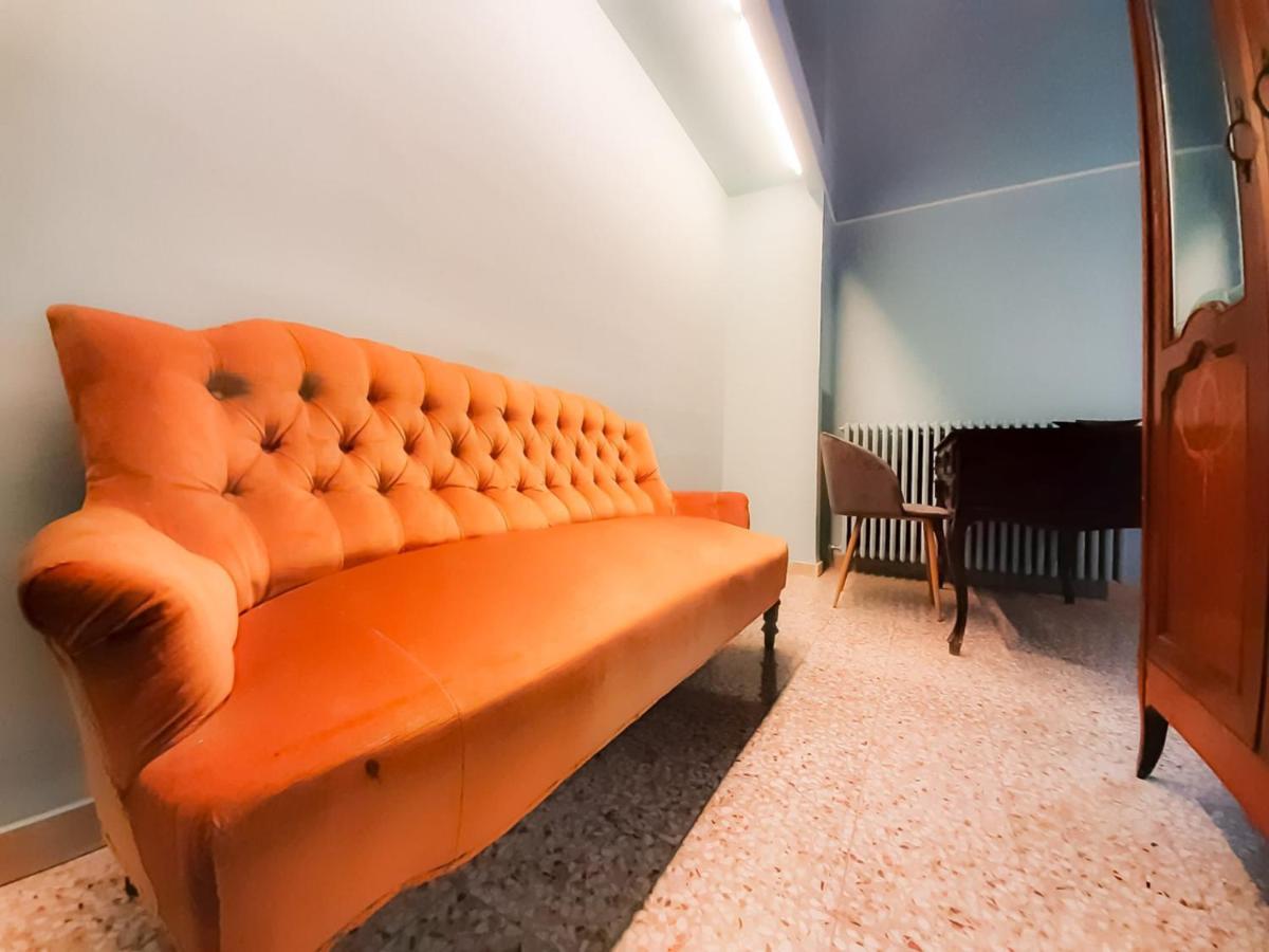 Palazzo Romanelli B&B Трані Екстер'єр фото